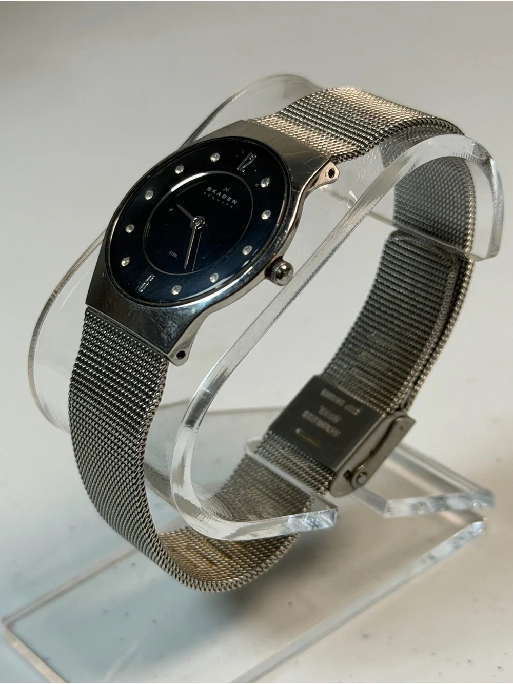 Skagen Denmark 233SSSBD Mesh Watch - Working